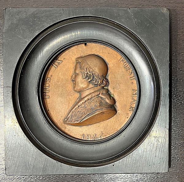 STATO PONTIFICIO. PIO IX, 1846-1878. Placca uniface in bronzo 1846 in cornice lignea.
