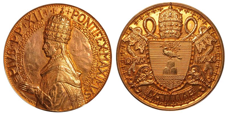 VATICANO. PIO XII, 1939-1958. Medaglia in bronzo dorato 1939. Elezione al pontificato.  - Asta Numismatica Light - Cambi Casa d'Aste