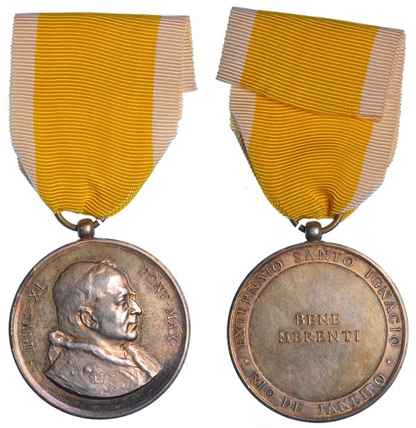 VATICANO. PIO XI, 1922-1939. Onorificenza in bronzo argentato. Benemerenti. Rio de Janeiro.