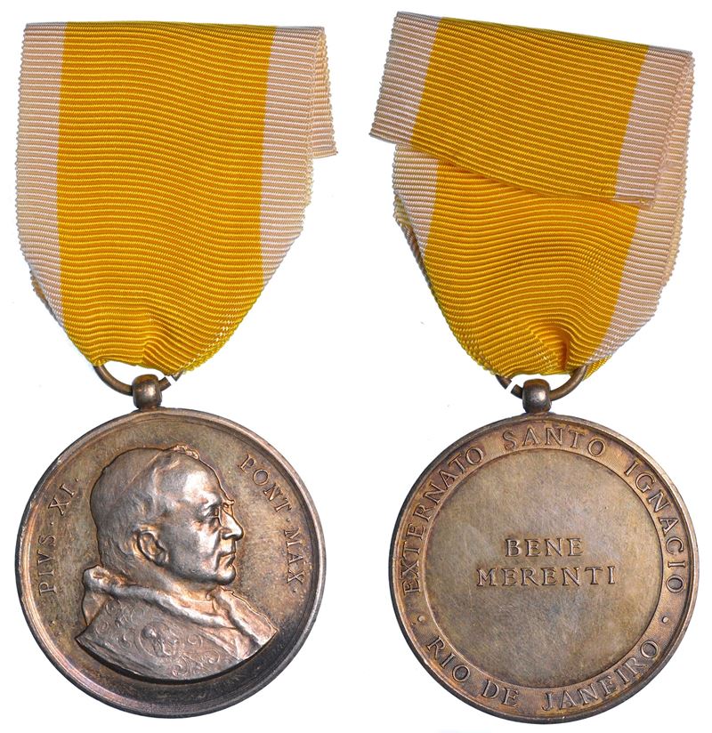 VATICANO. PIO XI, 1922-1939. Onorificenza in bronzo argentato. Benemerenti. Rio de Janeiro.  - Auction Light Numismatics - Cambi Casa d'Aste