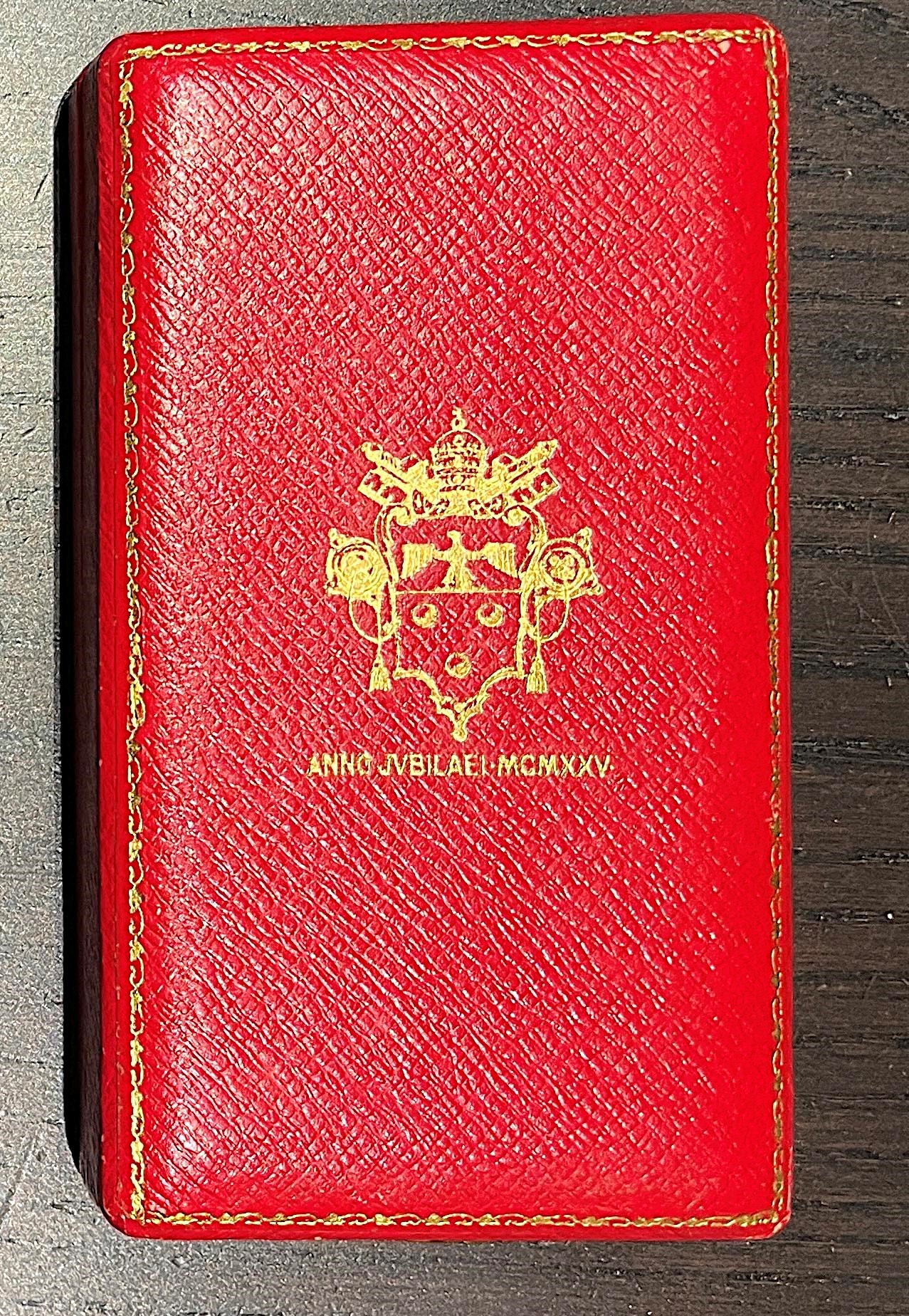 Vaticano, Onorificenza in argento e smalti, 1925