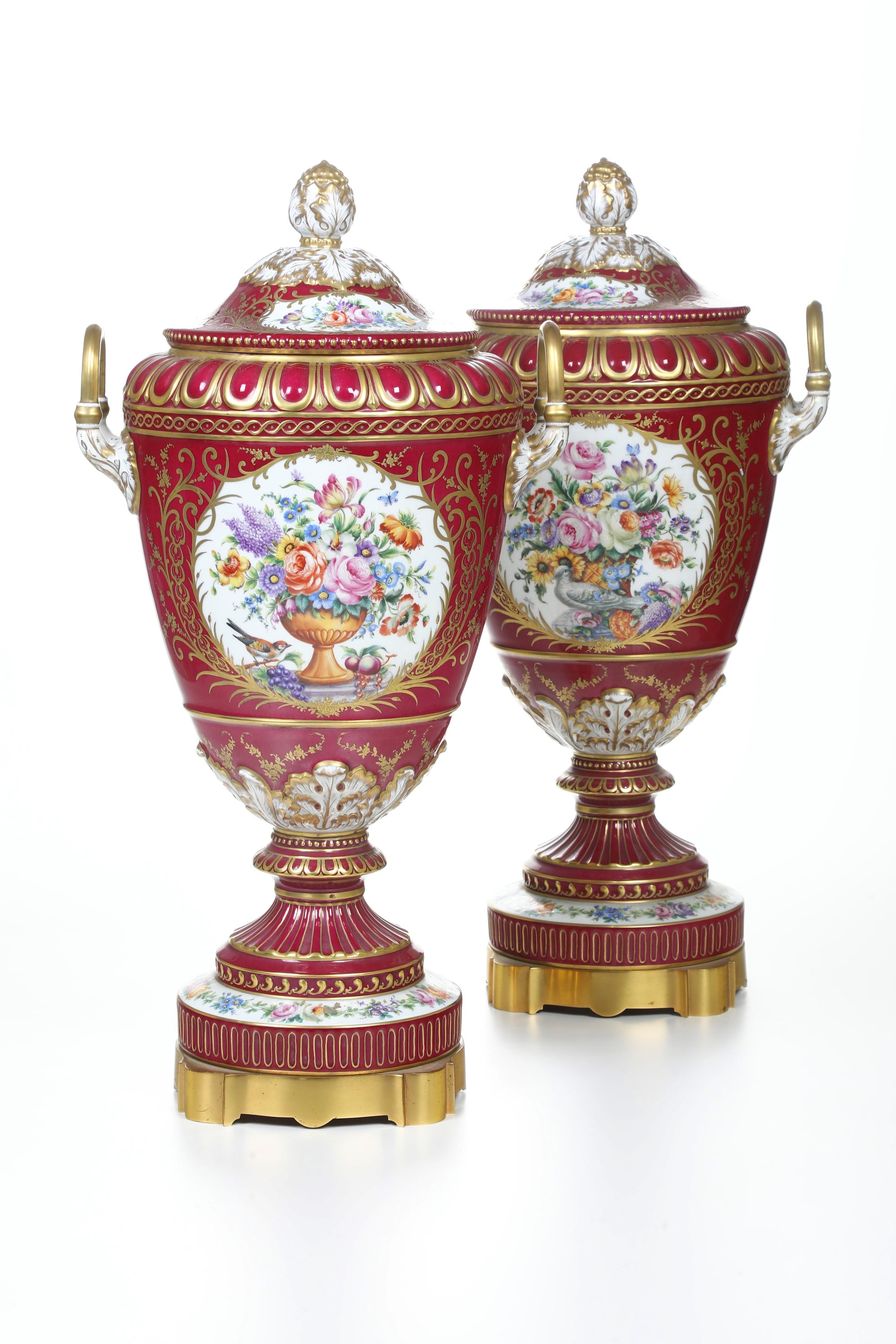 Limoges, Coppia di potiches in porcellana