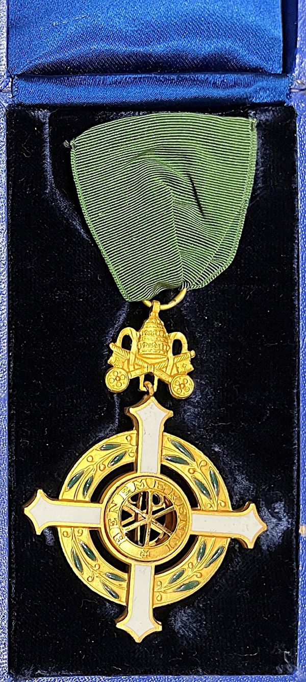 VATICANO. PIO XII, 1939-1958. Onorificenza in bronzo dorato 1950. Benemerenti Anno Santo.