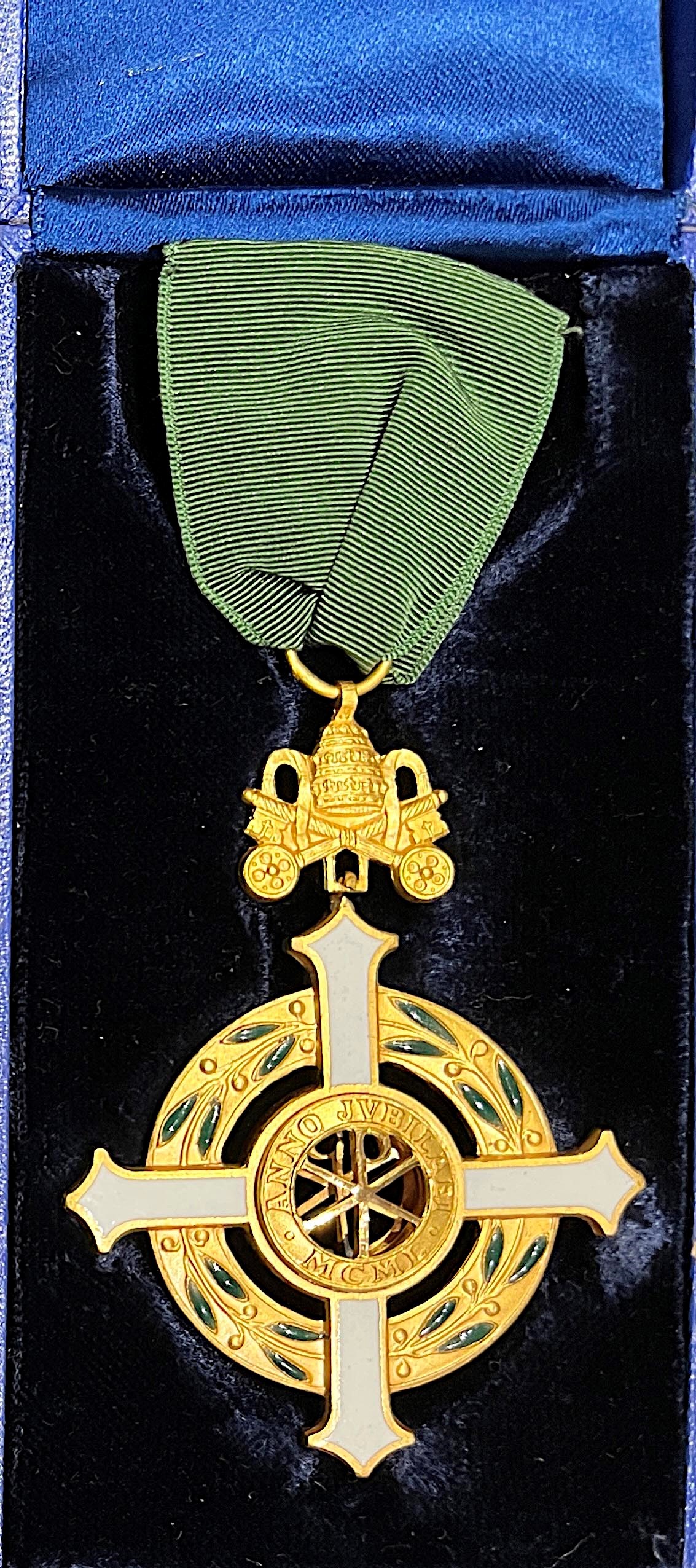 VATICANO, Onorificenza in bronzo dorato, 1950
