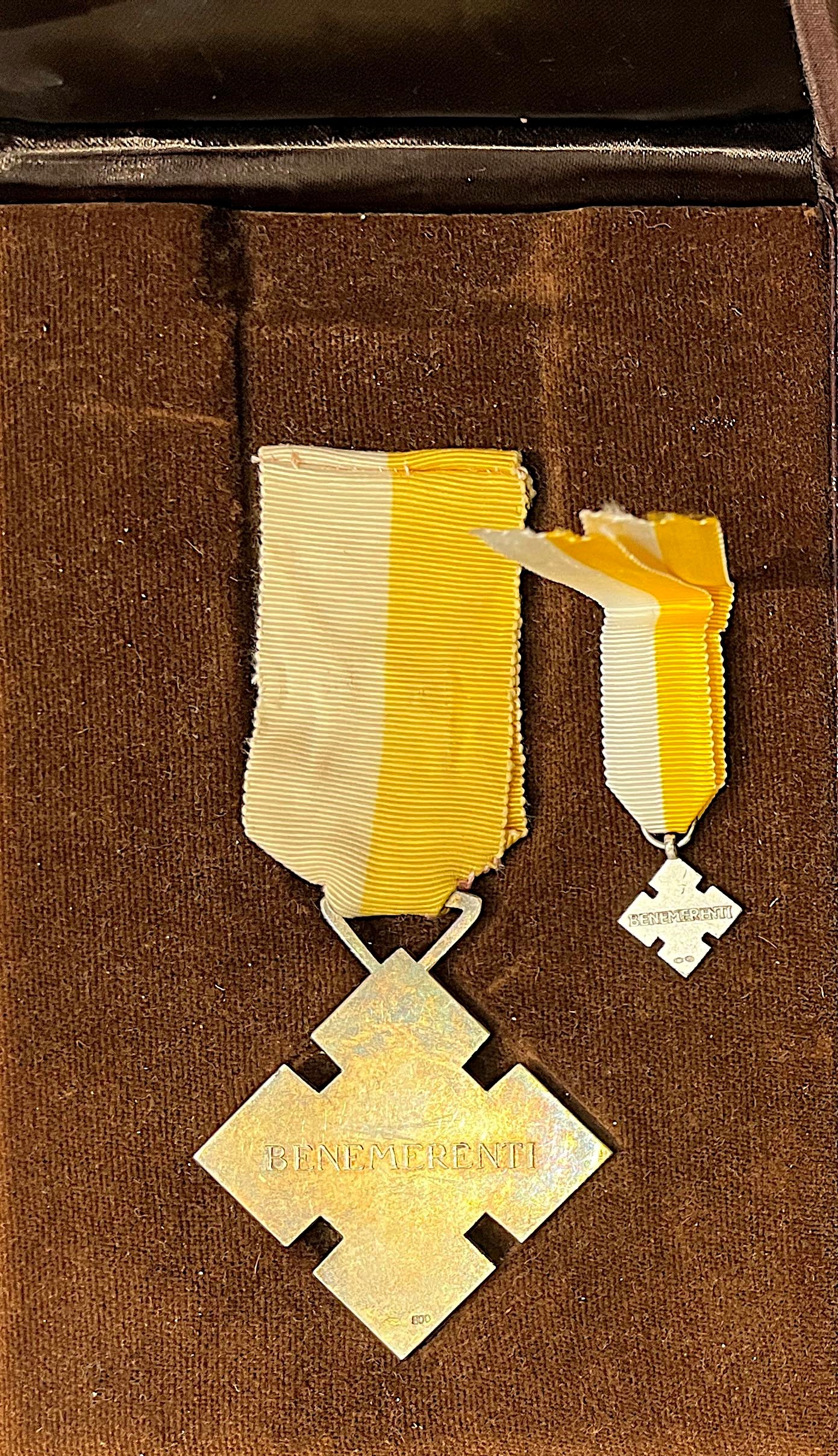 Onorificenza Benemerenti San Pietro in Argento Dorato, 1963-1978