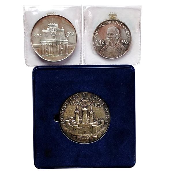Malta - San Marino 1974-1982: lotto in argento composto da 2 monete maltesi (Liri – Sterlina maltese - M2 e M4) e medaglia commemorativa di San Marino.