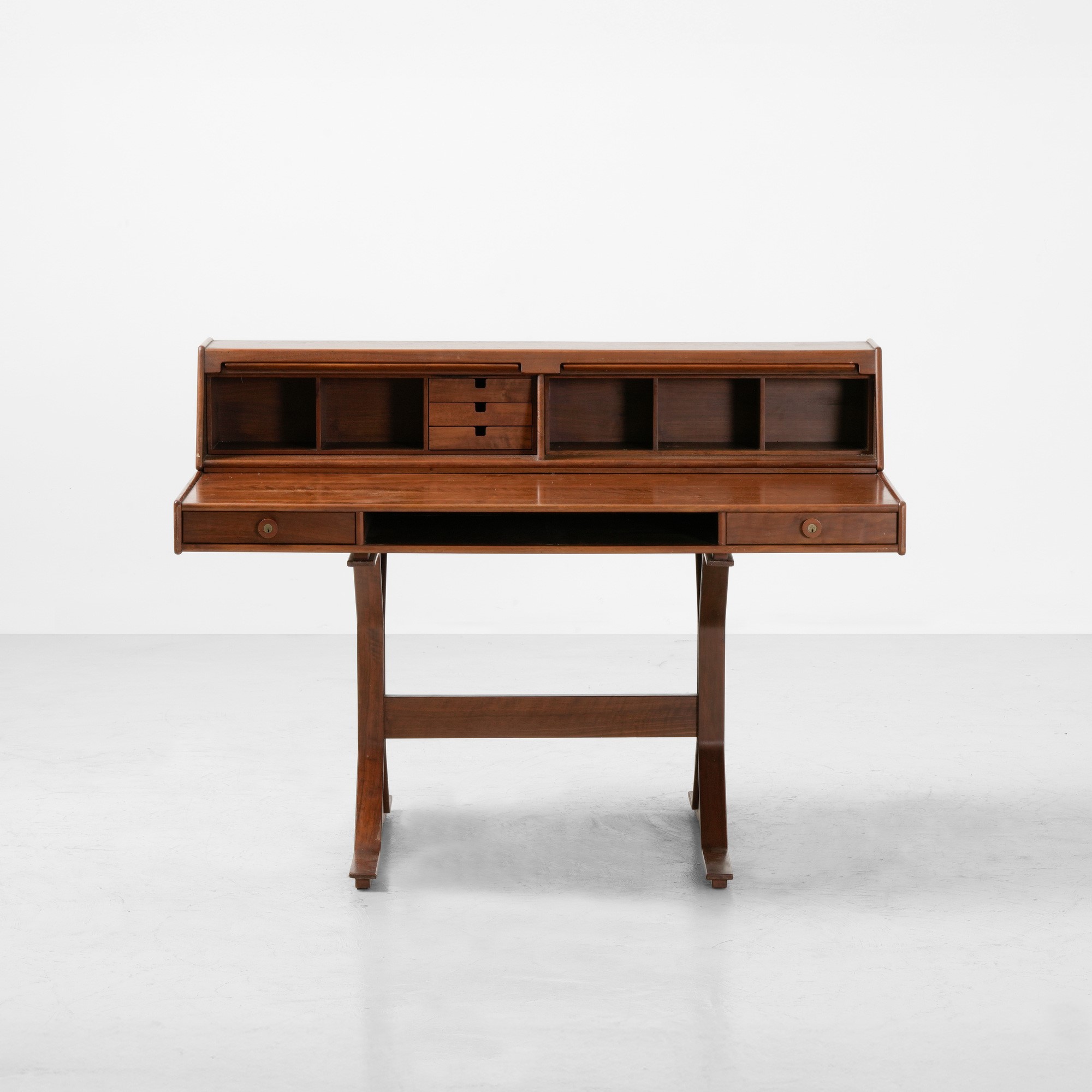 Gianfranco Frattini - Scrittoio mod. 530