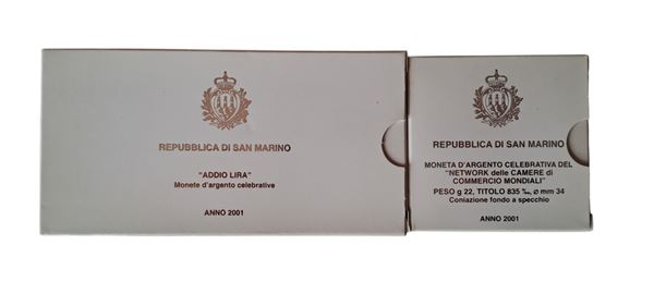 San Marino 2001: due cofanetti contenenti 3 monete Fondo Specchio (proof) in argento.