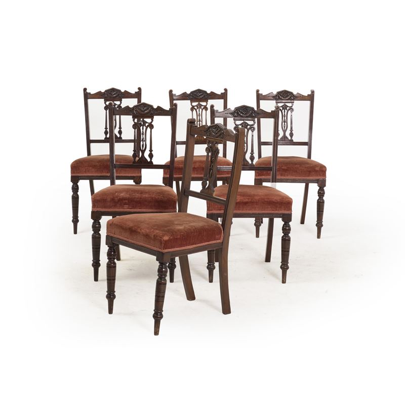 Sei sedie in legno intagliato e seduta imbottita, XIX secolo  - Asta Antiquariato - Cambi Casa d'Aste
