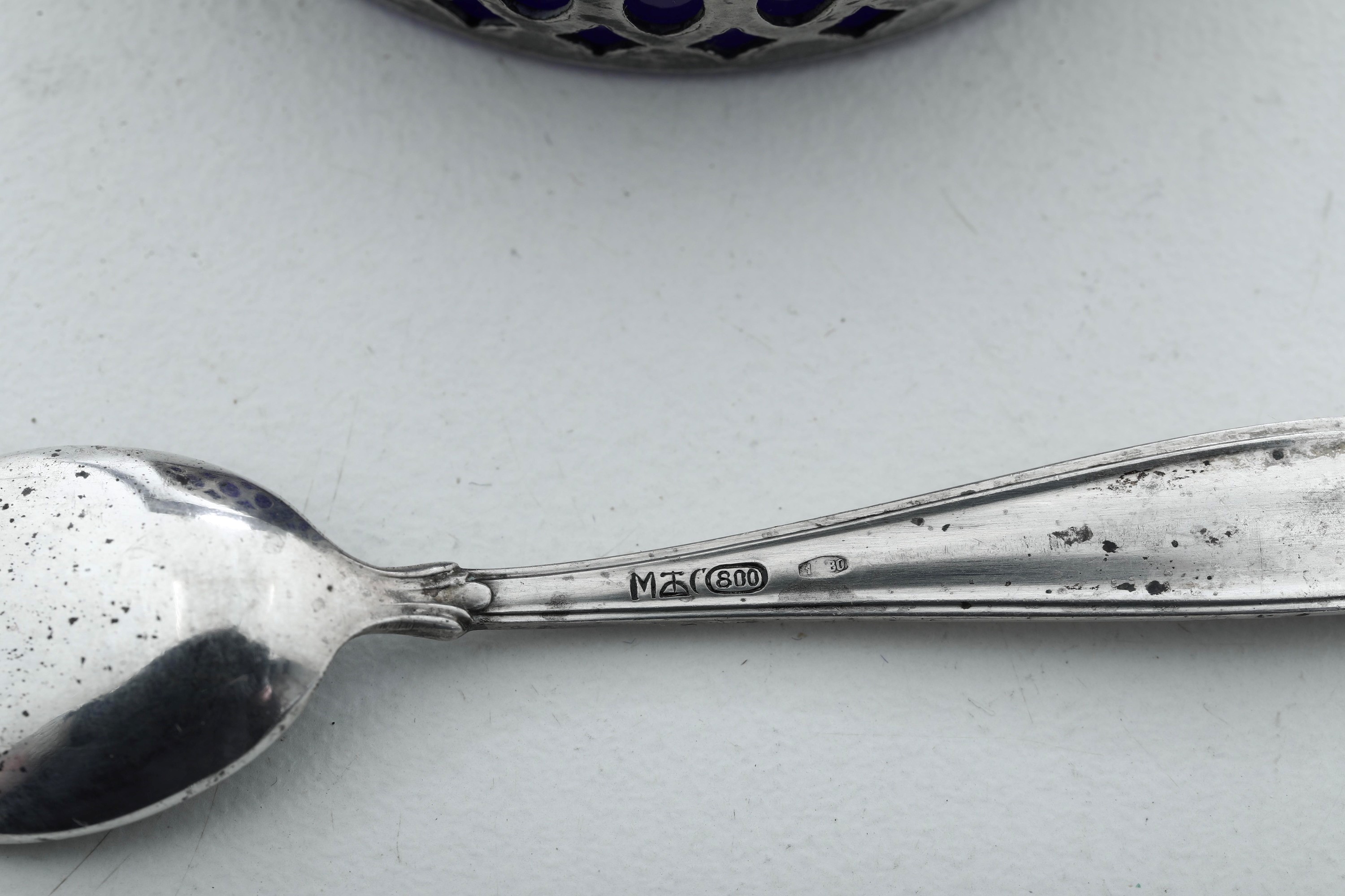 Argenteria italiana del XX secolo, Insieme di saliere in argento e metallo argentato