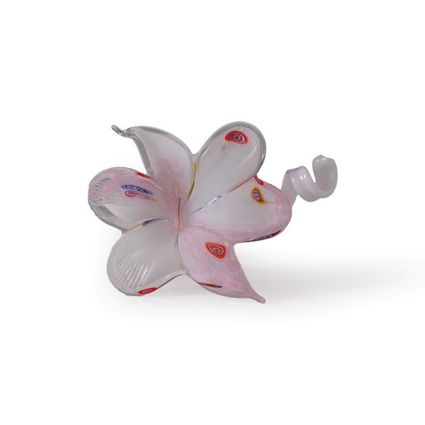 Soprammobile a forma di fiore, XX secolo.