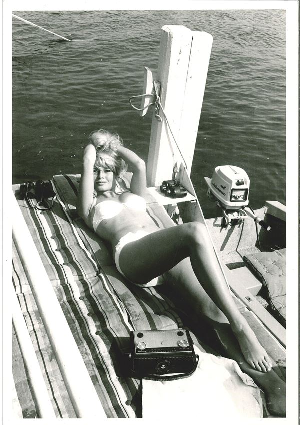 Giancarlo Botti - Brigitte Bardot, scena tratta dal film "Vita Privata"