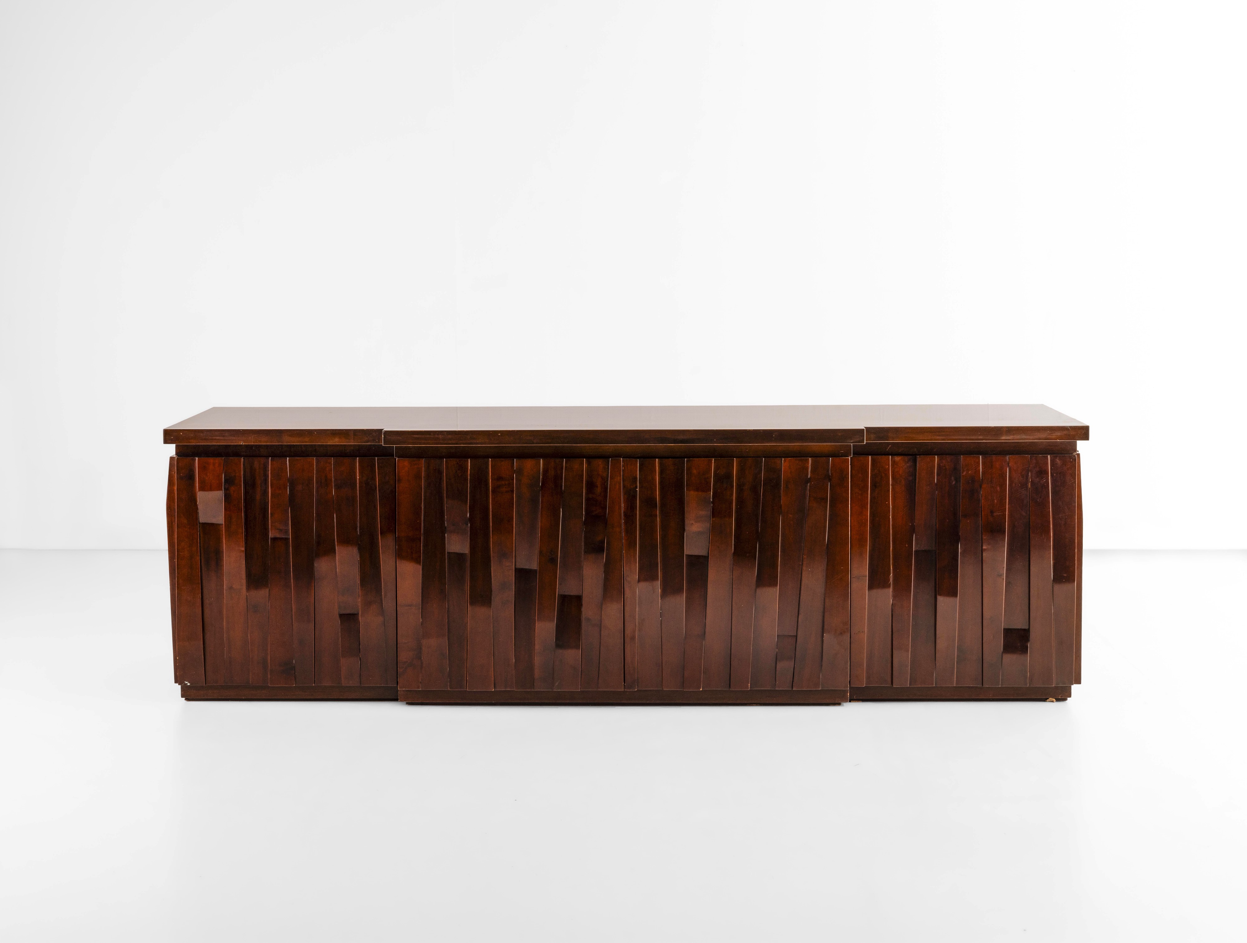 Luciano Frigerio - Mobile contenitore mod. Norman, legno, 1970 ca.