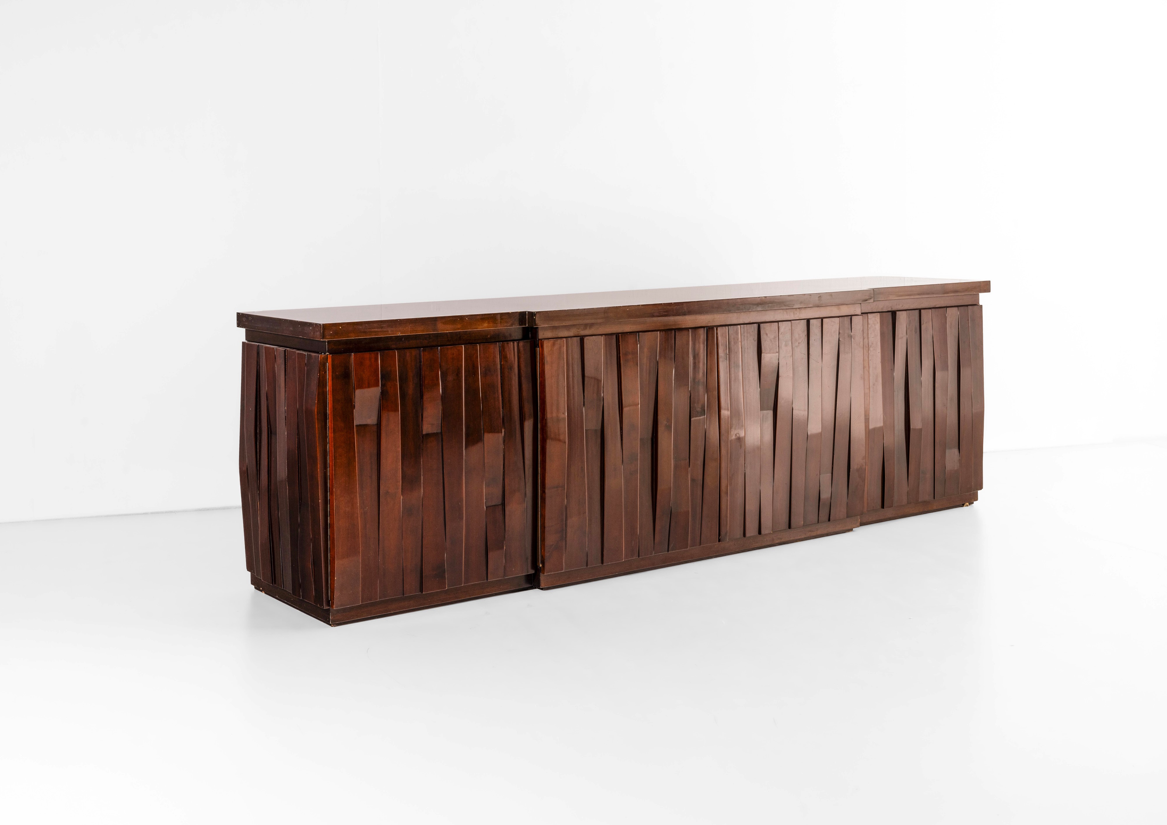 Luciano Frigerio - Mobile contenitore mod. Norman, legno, 1970 ca.
