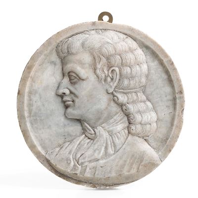 Scultore del XX secolo, Rilievo con profilo maschile in marmo