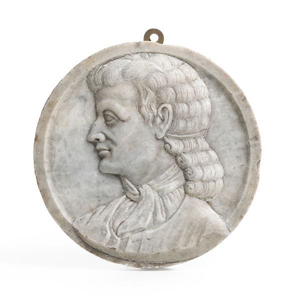 Scultore del XX secolo Rilievo con profilo maschile