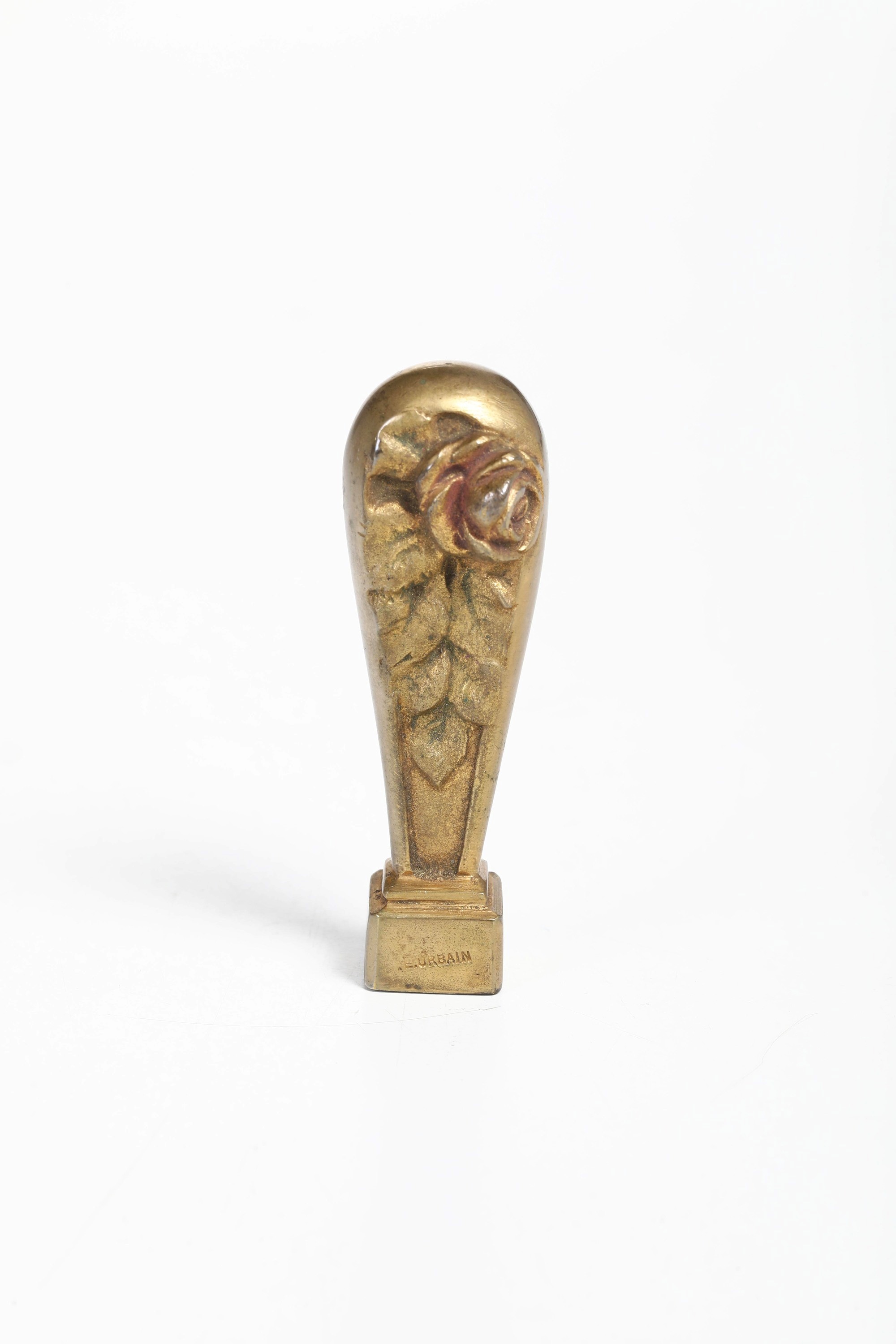 Sigillo liberty in bronzo dorato, con decoro floreale e custodia