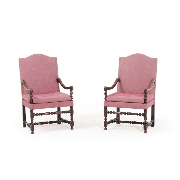 Coppia di poltrone a rocchetto. XVII secolo