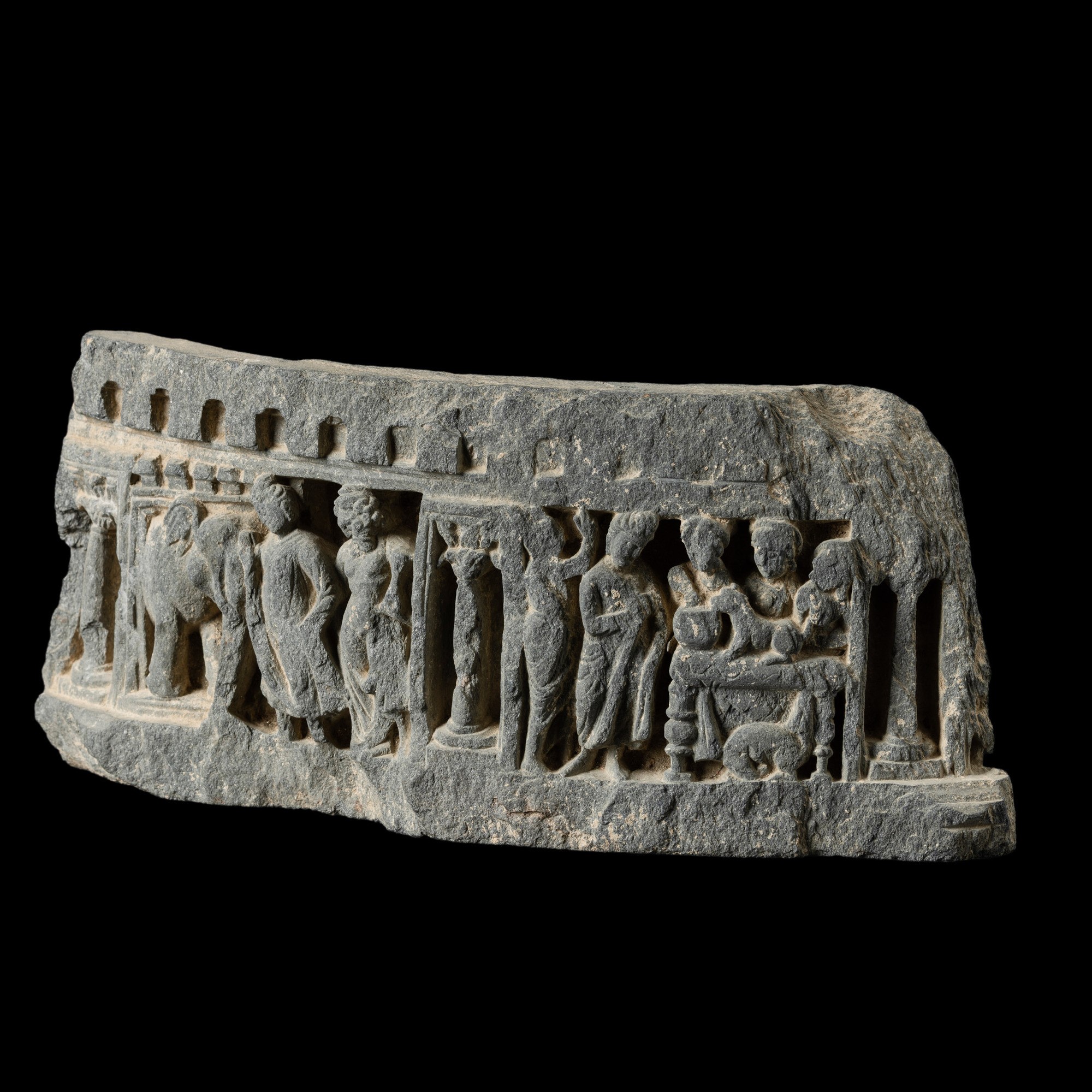 Gandhara (V secolo), Fregio scolpito in scisto con Buddha e discepoli