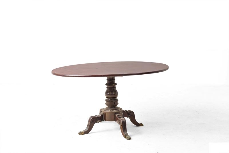 Tavolo in legno in stile Vittoriano. XIX-XX secolo  - Auction Antiques - Cambi Casa d'Aste