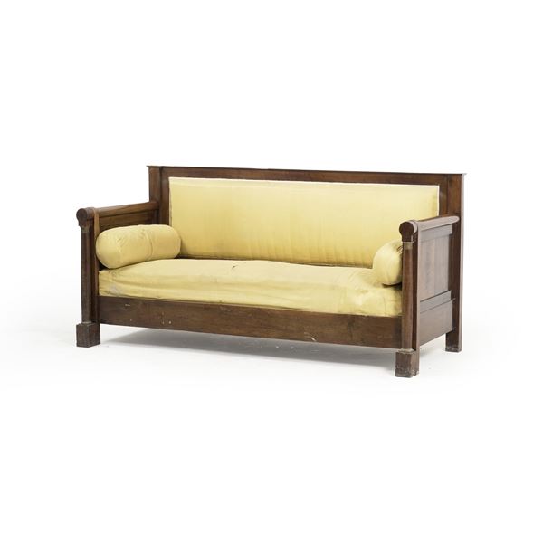 Divano Impero. XX secolo