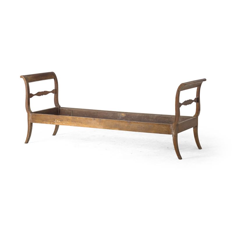 Dormeuse in legno intagliato. XIX secolo  - Auction Antiques - Cambi Casa d'Aste
