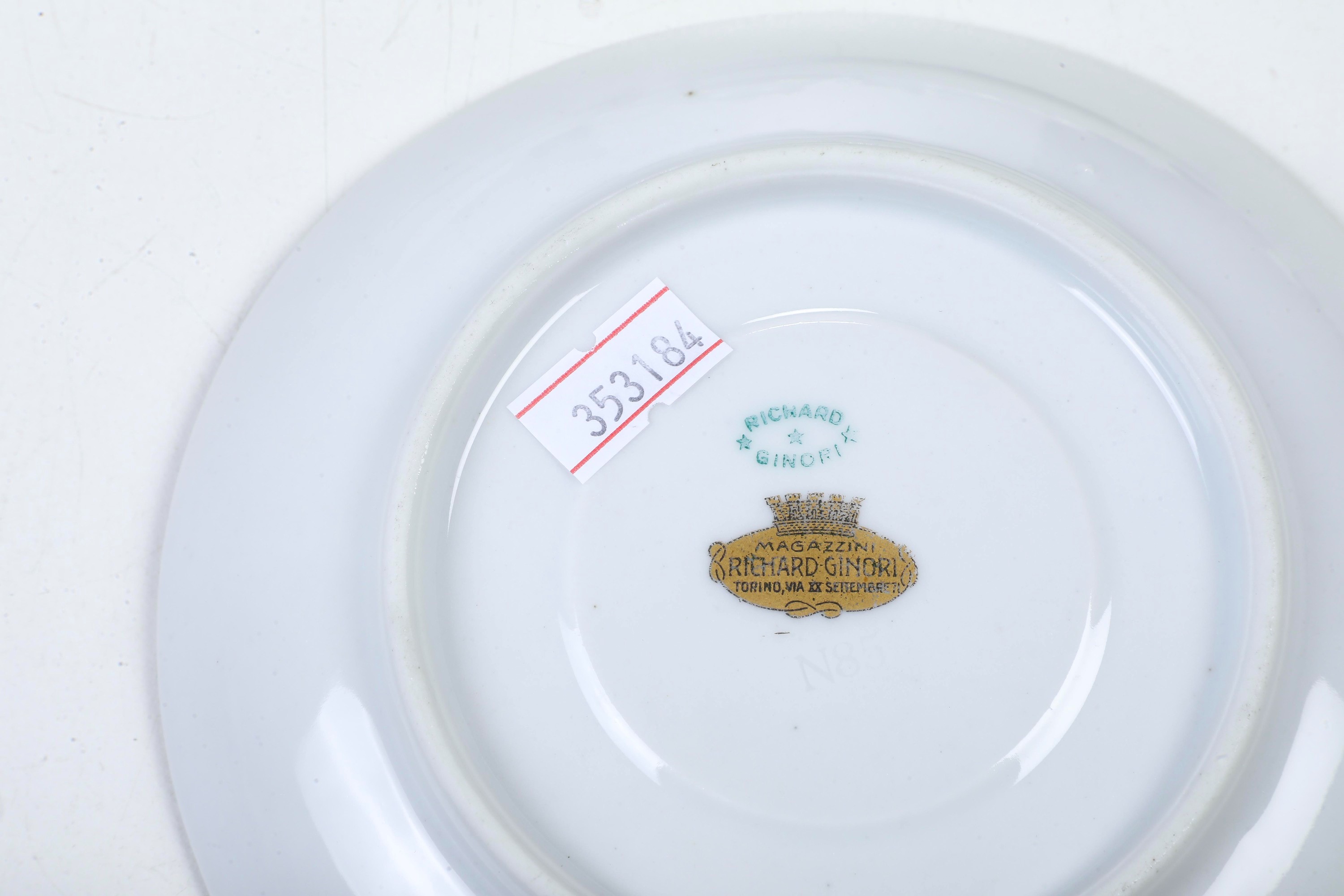 Richard Ginori, Servizio da caffè in porcellana con doccia e accessori (prima metà del XX secolo)