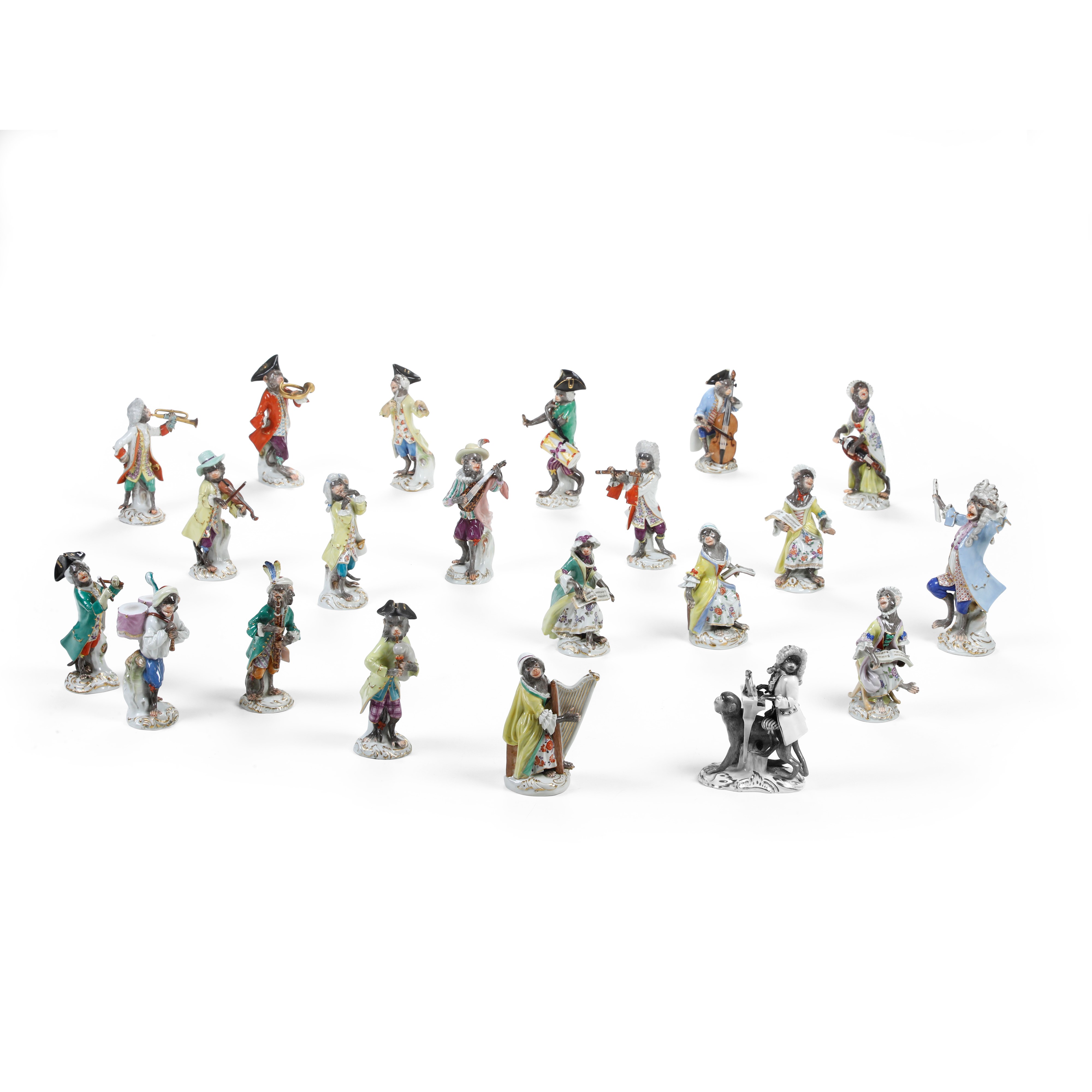 Meissen, Figurine di scimmiette musicanti, modelli di J.J. Kaendler, porcellana, XX secolo