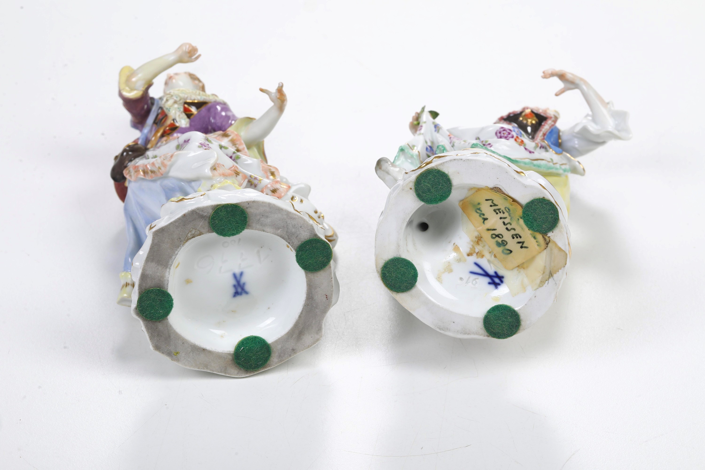Meissen, Due figurine di giovani, porcellana, XX secolo