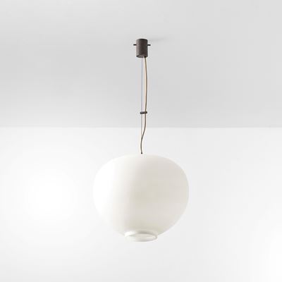 Lampada a sospensione in ottone e vetro opalino