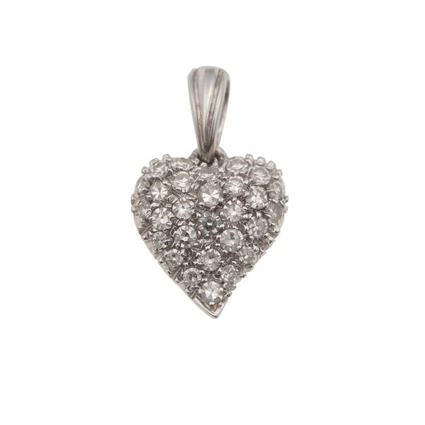 Pendente “cuore” con piccoli diamanti