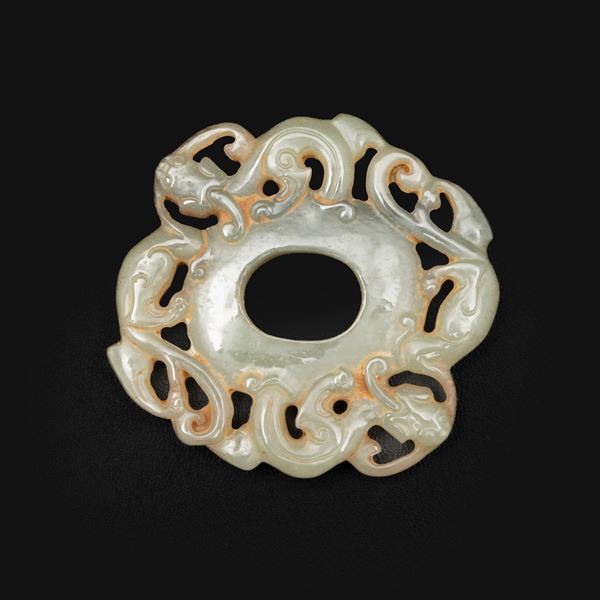 Sciacquapennelli in giada Celadon con decori raffiguranti draghi, Cina, Dinastia Qing, XIX secolo