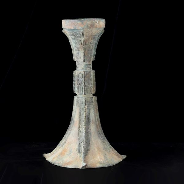 Vaso Gu in bronzo in stile arcaico, Cina, XX secolo