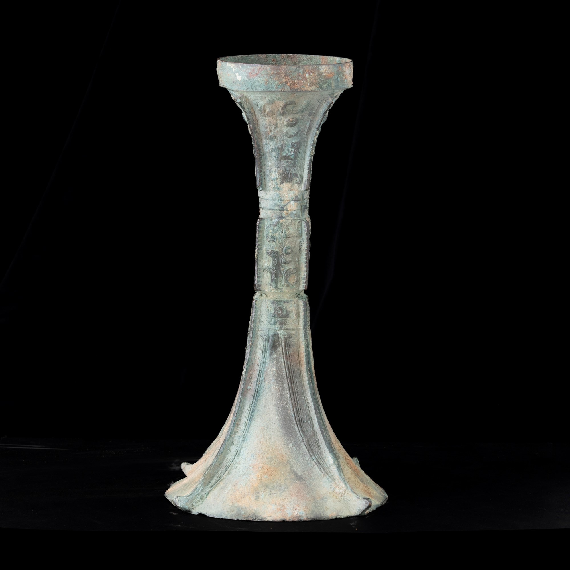 Vaso Gu in bronzo in stile arcaico, Cina, XX secolo