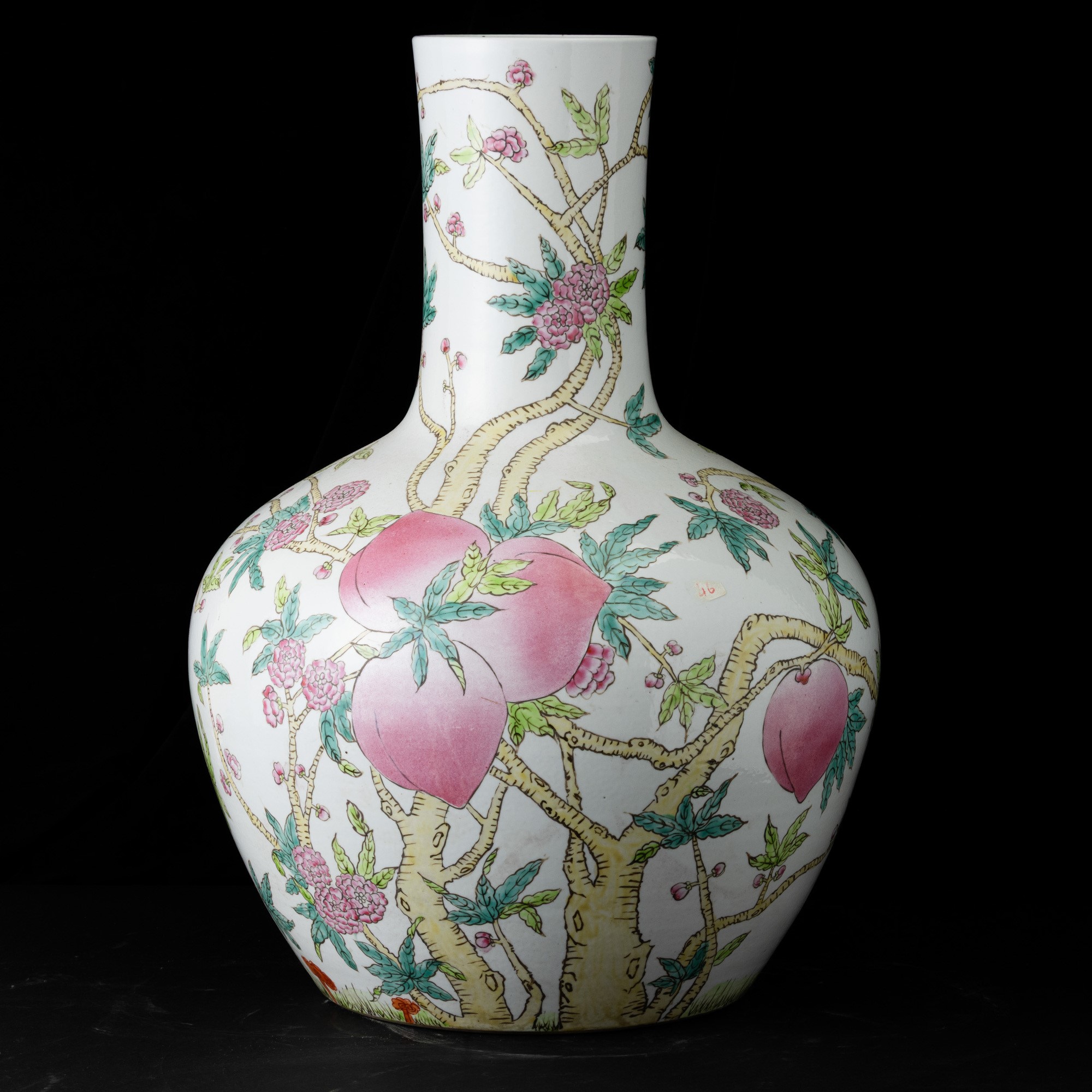 Vaso in porcellana, Famiglia Rosa, pesche e decorazioni floreali, Cina (Repubblica)
