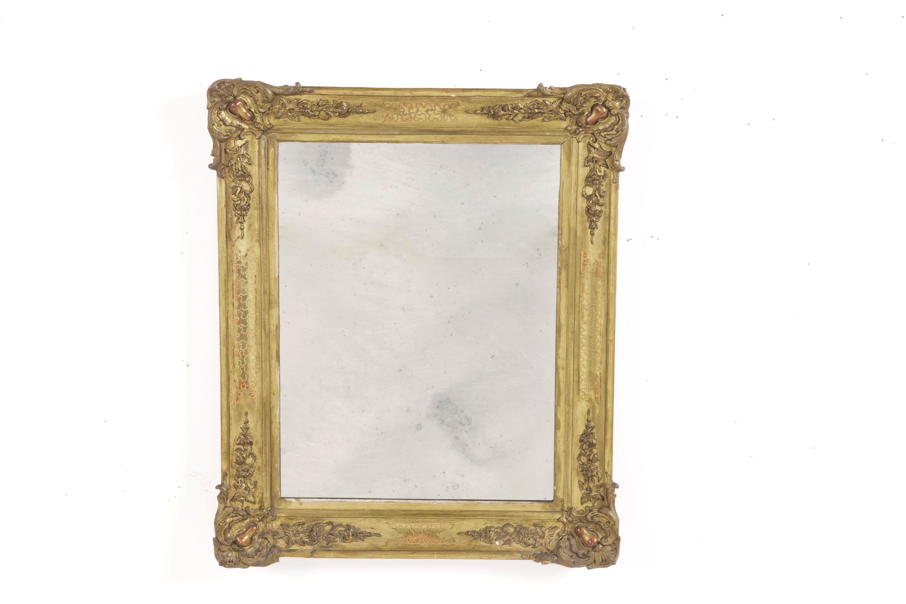 Coppia di specchiere in legno dorato, Fine XIX-inizi XX secolo