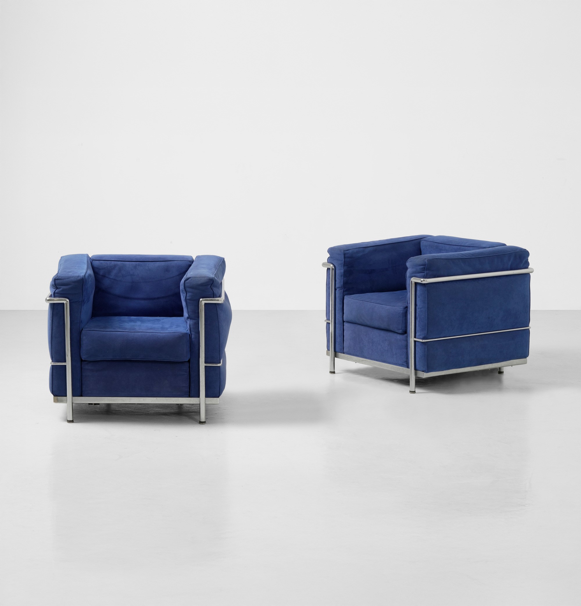 Le Corbusier, Pierre Jeanneret e Charlotte Perriand - Due poltrone modello LC2