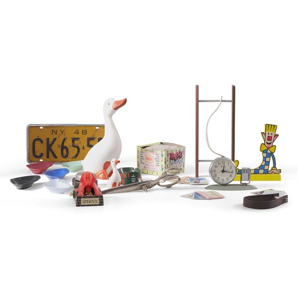 Collezione di oggetti vintage/pop