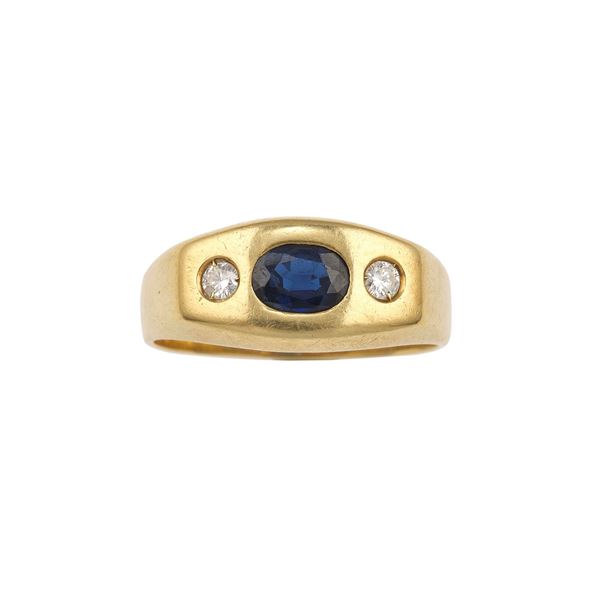 Sapphire, diamond and gold ring