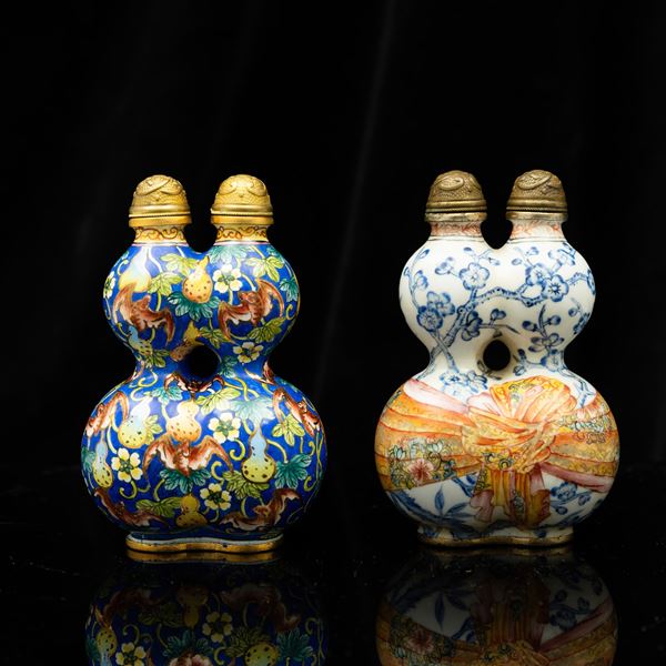 Due snuff bottle a smalti policromi cloissoné, Cina, XX secolo