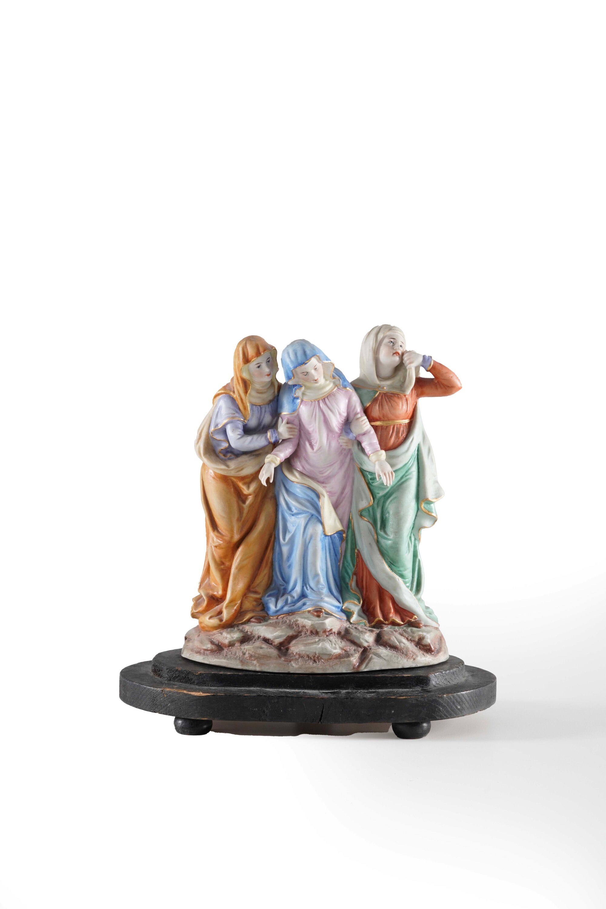 Gruppo in Ceramica Dipinta "lo Svenimento della Vergine Maria Sostenuta dalle Pie Donne". XX Seco...