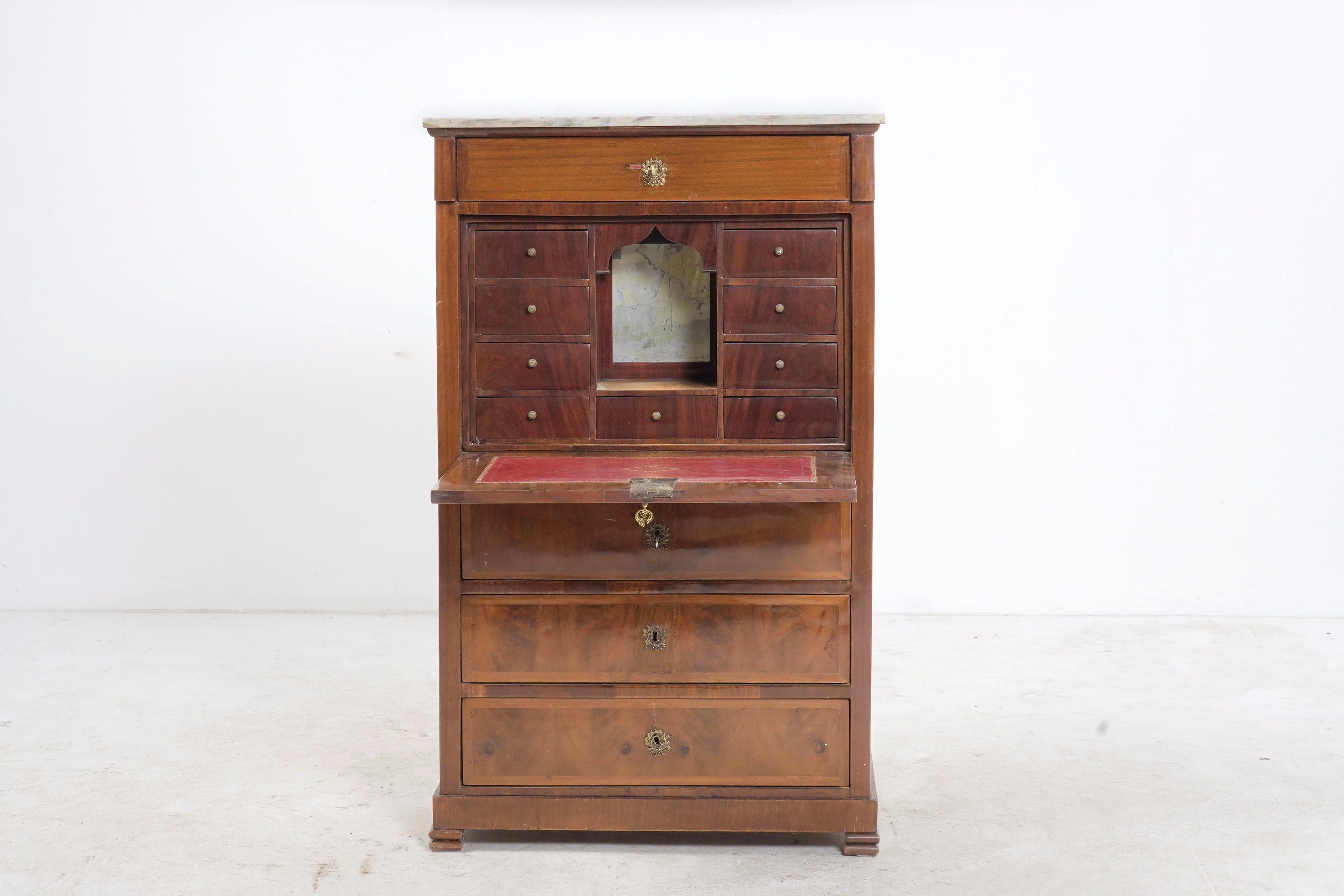 Secretaire lastronata, XX secolo