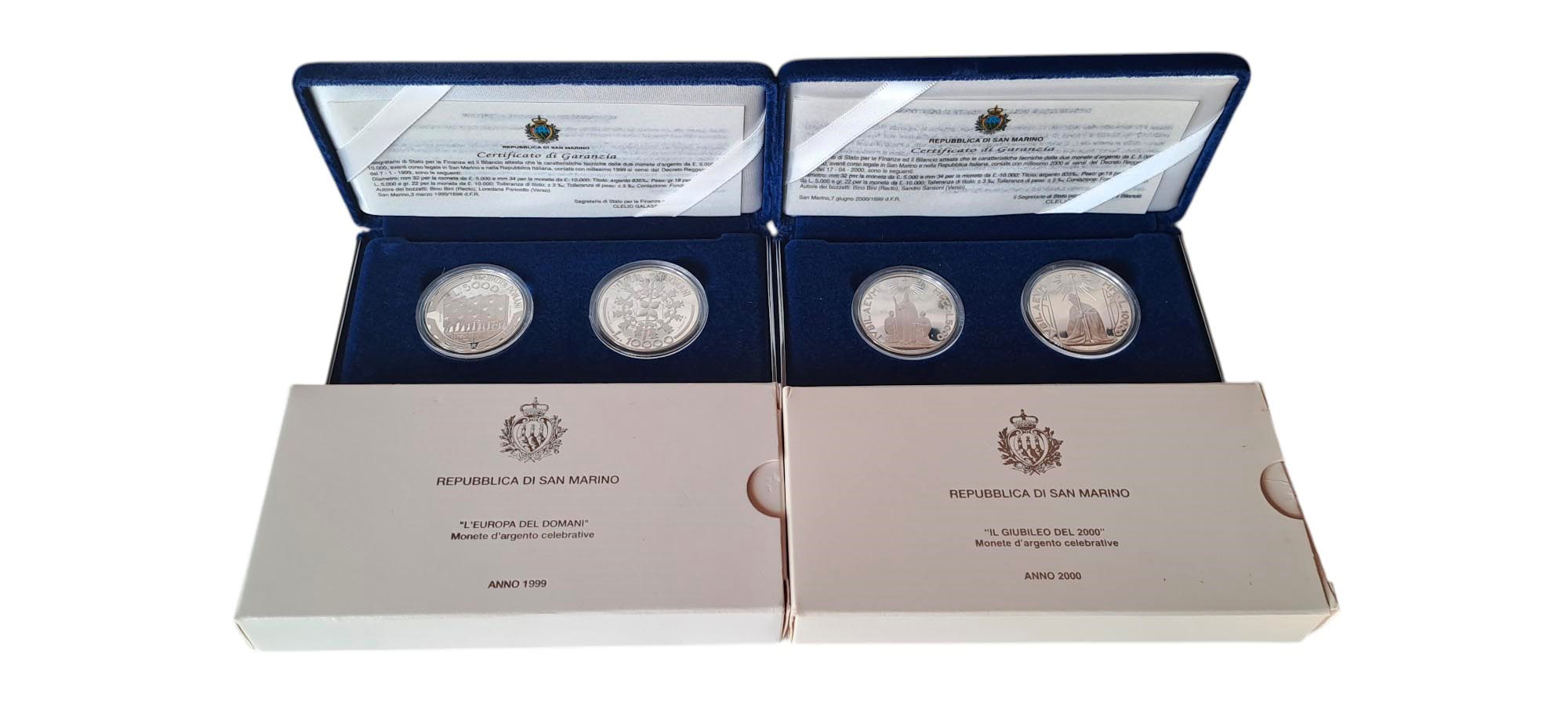 San Marino 1999-2000: due cofanetti contenenti 4 monete Fondo Specchio (proof) in argento.