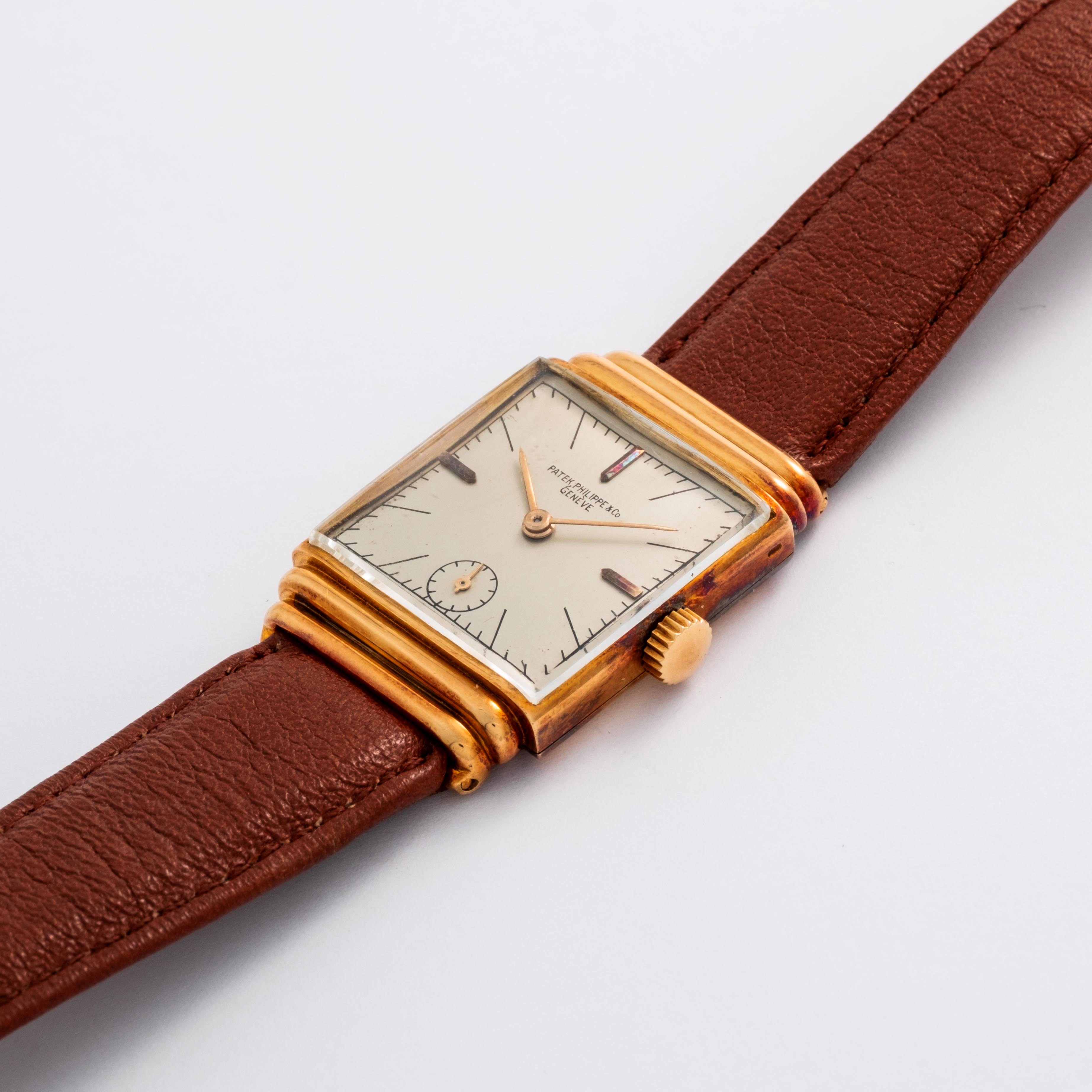 Patek Philippe - Art Déco “Hooded Lugs” – orologio da polso in oro giallo 18k, solo tempo, circa ...