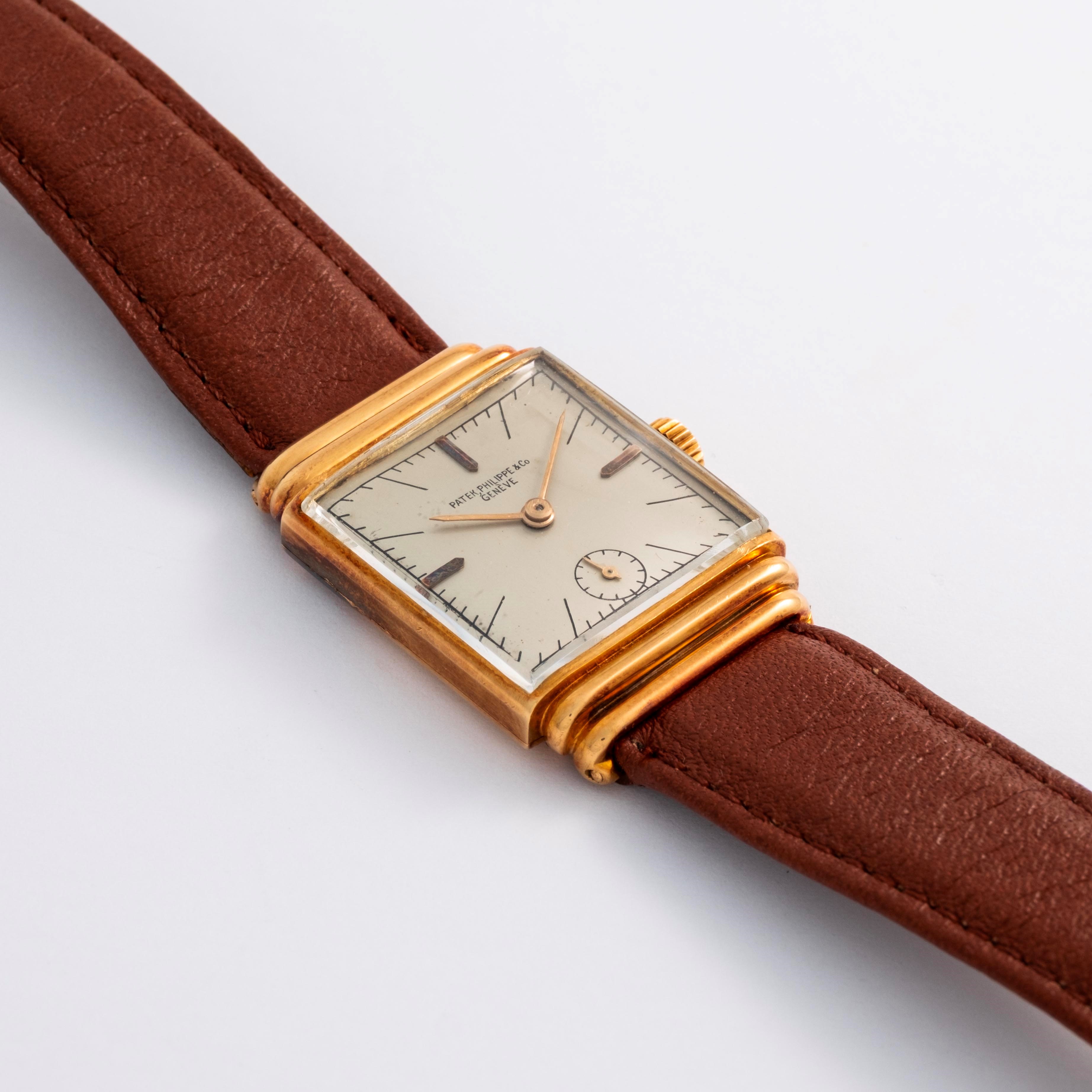 Patek Philippe - Art Déco “Hooded Lugs” – orologio da polso in oro giallo 18k, solo tempo, circa ...