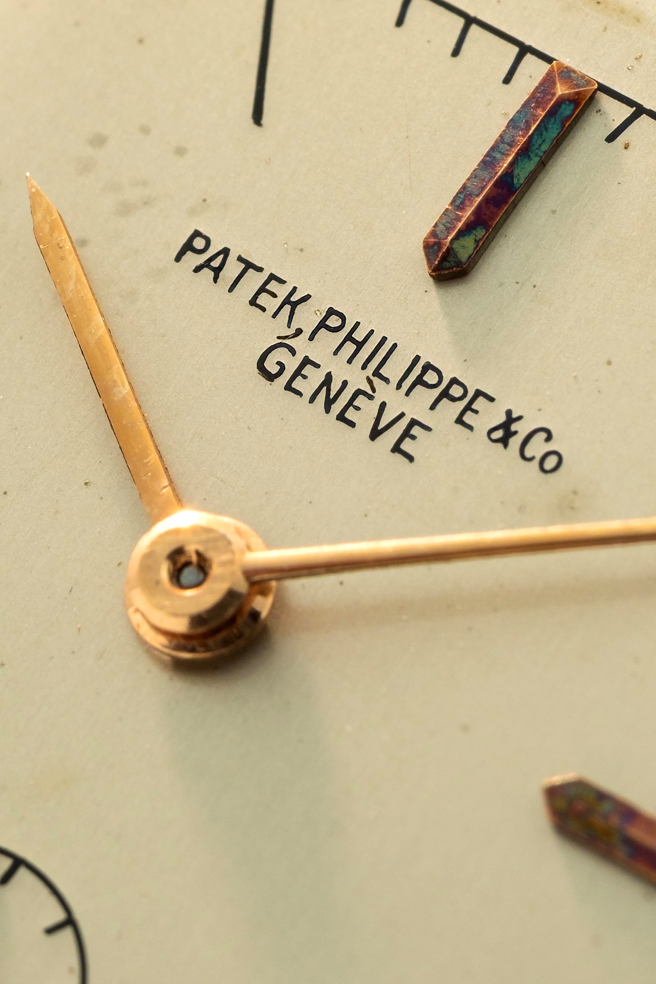 Patek Philippe - Art Déco “Hooded Lugs” – orologio da polso in oro giallo 18k, solo tempo, circa ...