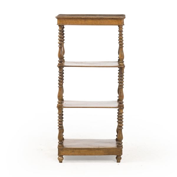 Etagere con montanti torniti. Fine XIX secolo