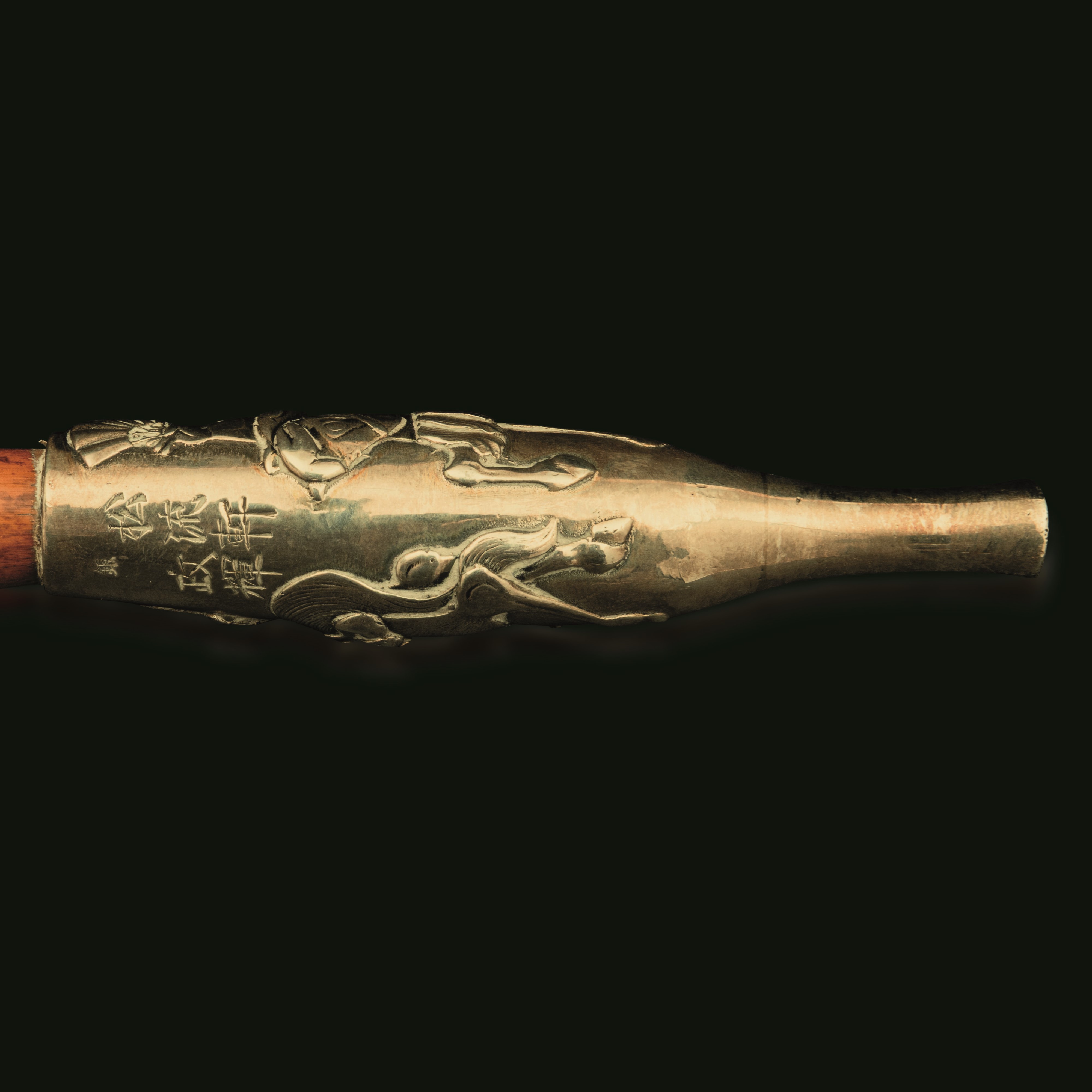 Pipa in argento e legno con personaggi a cavallo, iscrizioni, Cima, Dinastia Qing, XIX secolo