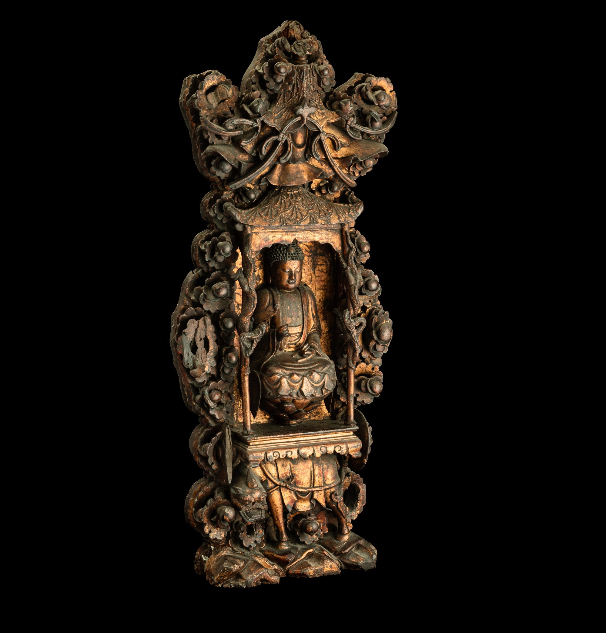 Cina, Dinastia Ming (XVII secolo), Tempietto con figura di Buddha stante su animale fantastico, l...