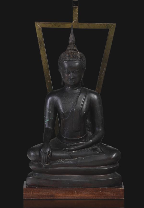 Figura di Buddha Sakyamuni in bronzo, Thailandia, XIX secolo